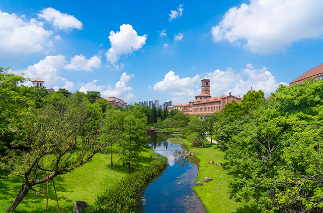 華為東莞松山湖園區(qū)綠化養(yǎng)護